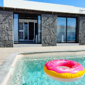 Fedelian Avec Jardin Et Piscine Chauffee Villa